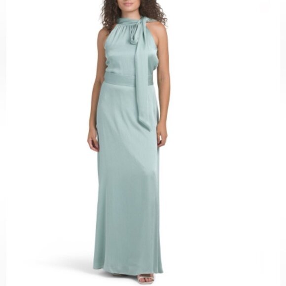 SACHIN + BABI Kayla Gown - Picture 1 of 2